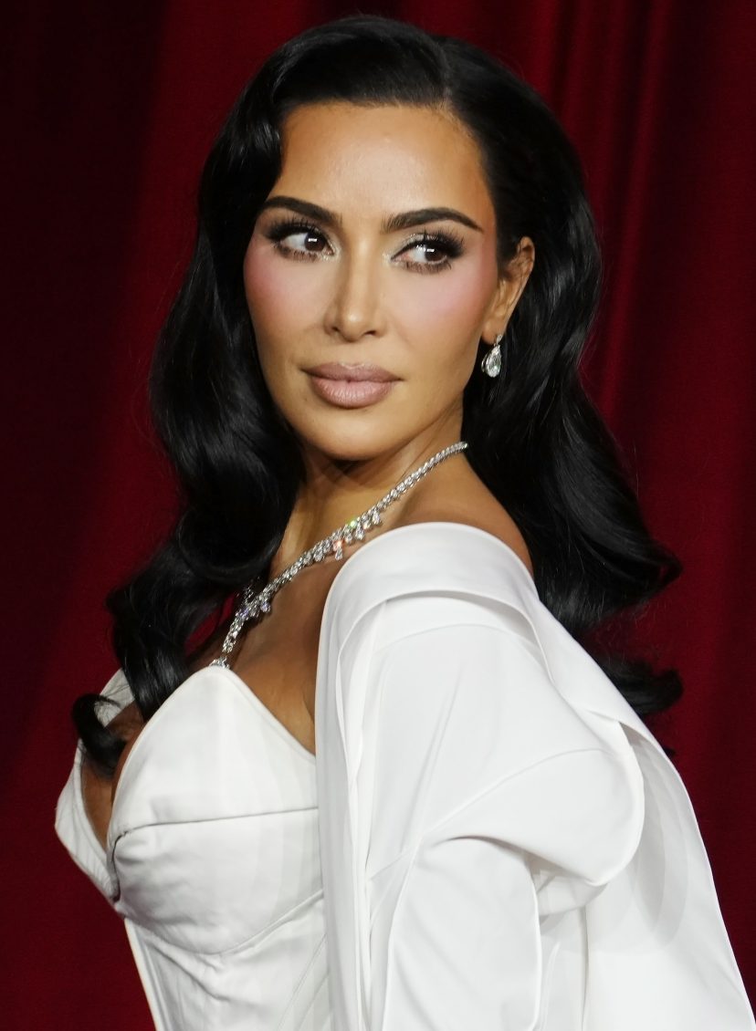 Kim Kardashian kersthit