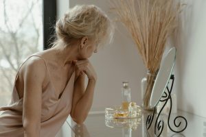 Thumbnail voor Milou (72) weigerde de erfenis van haar ouders: 'Het ging om heel veel geld'