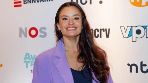 Thumbnail voor Eva Koreman viel 12 kilo af tijdens nachtdiensten op de radio: 'Ik ging gewoon niet naar bed'