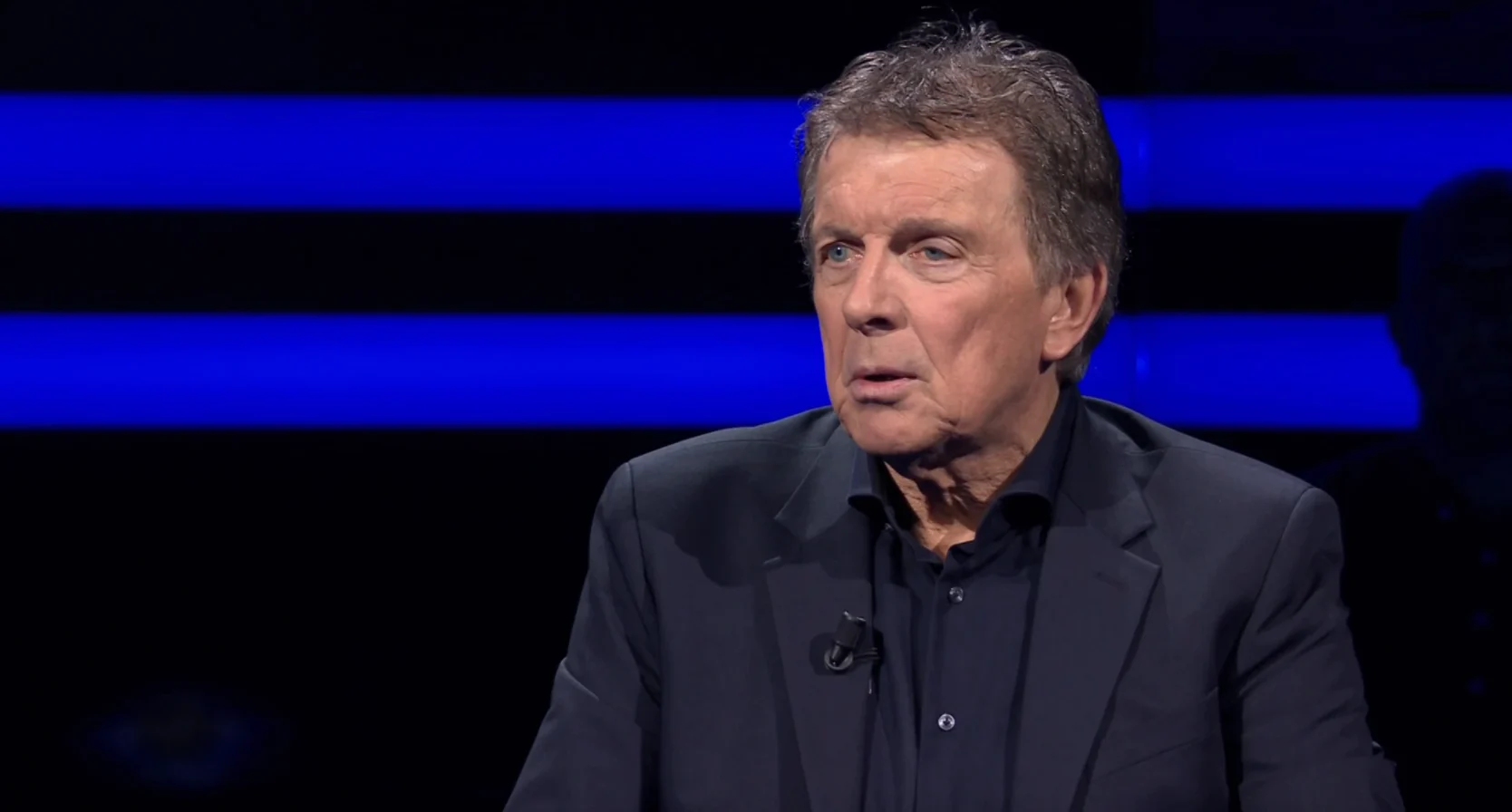Robert ten Brink helpt kandidaat een handje in 'VriendenLoterij Miljonairs': ‘Wat zei je nu?’