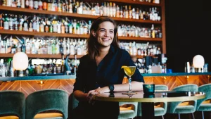 Thumbnail voor Ondernemer Tess over fertiliteitstrajecten en werk: 'Vrouwen moeten nog steeds smoezen bedenken voor medische afspraken'