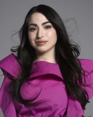 Thumbnail voor Columnist Lale Gül geeft kinderwens op vanwege doodsbedreigingen: 'Heel verdrietig'