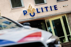 Thumbnail voor Politie doet onderzoek naar meerdere zedenincidenten Oud-Beijerland: 'Sprake van ontucht'