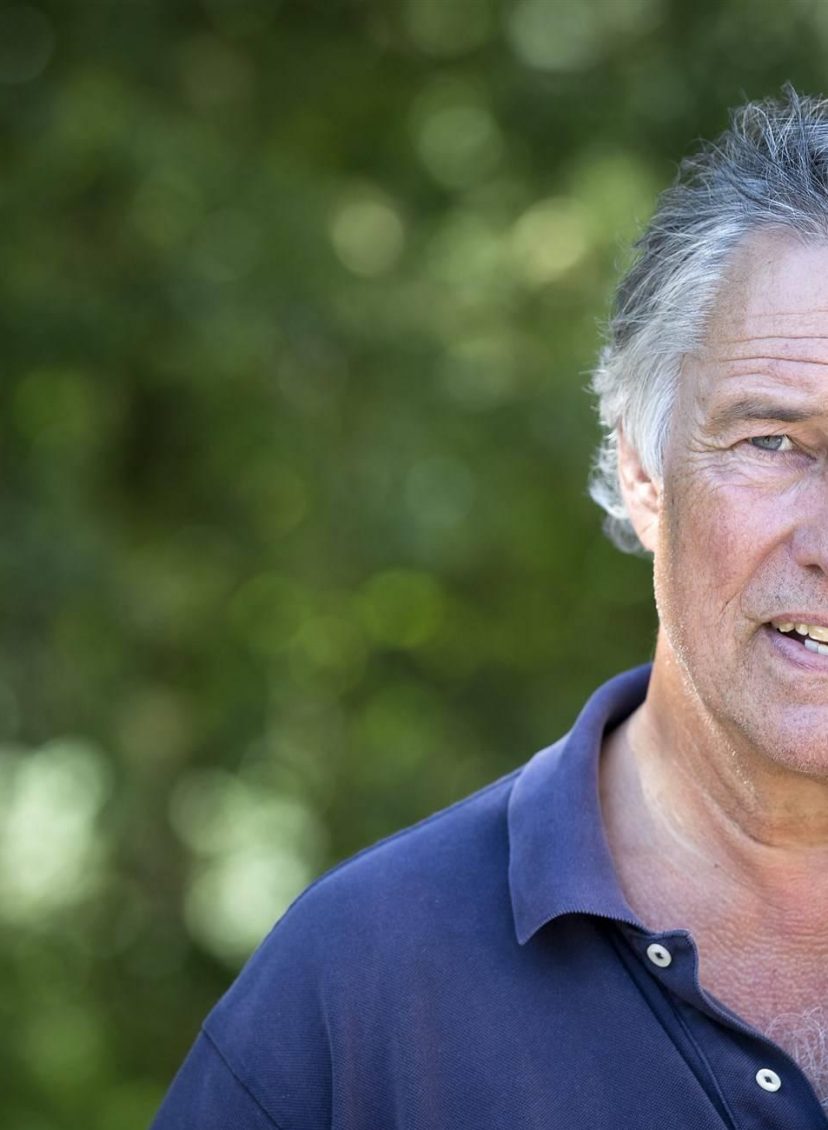 Ron Brandsteder wordt in besloten kring gecremeerd