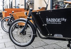 Thumbnail voor Bakfietsers ontevreden over terugroepactie Babboe: 'Nog altijd gebreken'