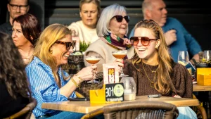 Thumbnail voor Zonnebrillen en lentekriebels: het wordt zonnig met temperaturen tot 18 graden