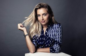 Thumbnail voor Shelly Sterk deelt haar favoriete plekken in Den Haag: 'Hier hebben ze de beste spareribs van Nederland'