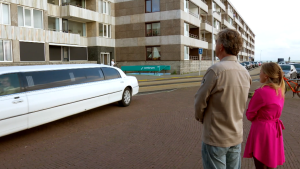 Thumbnail voor Komt het nog goed tussen Zeeuwse zussen in 'Het Familiediner'? 'We moeten hier niet te veel over zeggen'