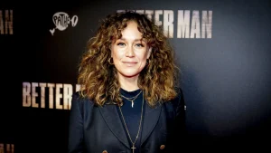 Thumbnail voor Actrice Anouk Maas na lang traject zwanger van eerste kindje: 'Beste cadeau ooit'