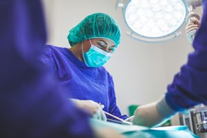 Thumbnail voor Vrouw (34) overlijdt door allergische reactie na onderzoek heftige kiespijn
