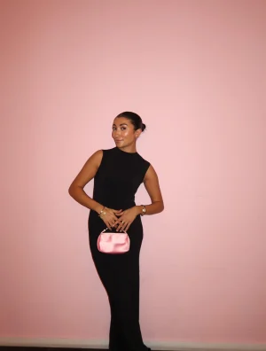 Thumbnail voor Zina's kruik ontploft in haar gezicht: 'Dat het hierdoor kan gebeuren weet bijna niemand'