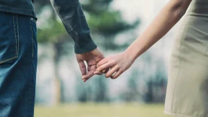 Thumbnail voor Kims ex vertrok na haar ziekte: 'Zijn beste vriend bood zich vervolgens aan als zaaddonor'