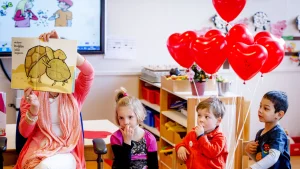 Thumbnail voor Gedoe op scholen over seksuele voorlichting: 'Leerkrachten of directieleden soms bedreigd'