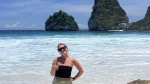 Thumbnail voor Darlene (24) verloor haar teen op Bali: 'Mijn vriend bleef achter om 'm te zoeken'