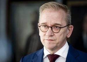 Thumbnail voor Omroep NTR verdwijnt mogelijk van tv: 'Alsof je het hart uit de publieke omroep haalt'