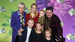 Thumbnail voor Vlogfamilie Bellinga reageert op beschuldigingen Tim Hofman: 'Het is een passie, wij volgen ons hart'