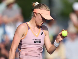 Thumbnail voor Awkward: Britse tennisster vraagt 'stinkende' tegenstander deo te gebruiken