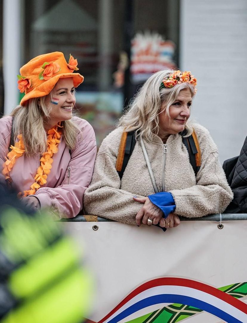 Centrum Doetinchem stroomt langzaam vol voor Koningsdag