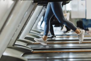 Thumbnail voor Haal alles uit je cardio: de '12-3-30 work-out' op de loopband is een zweetmagneet