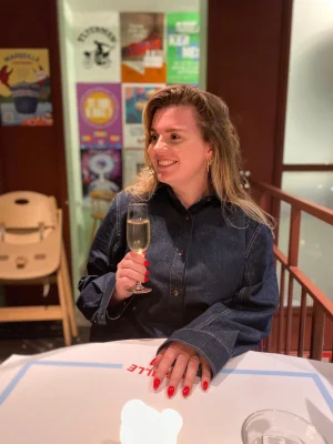 Thumbnail voor Laura deed een TikTok-oproep voor nieuwe vriendinnen: 'Het was een schot in de roos'