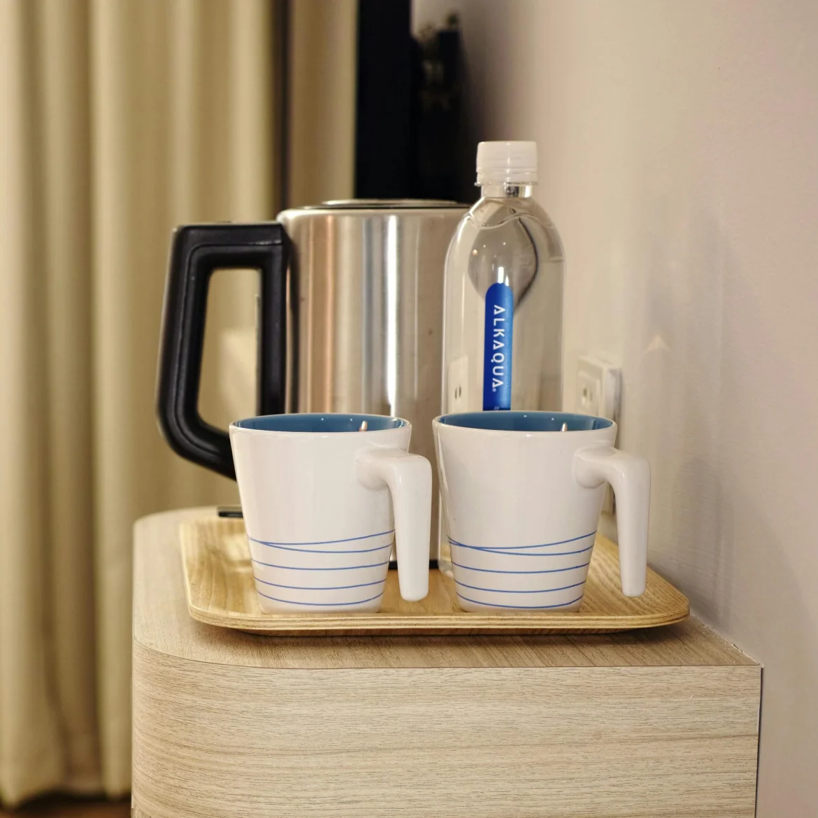 Waterkoker hotelkamer