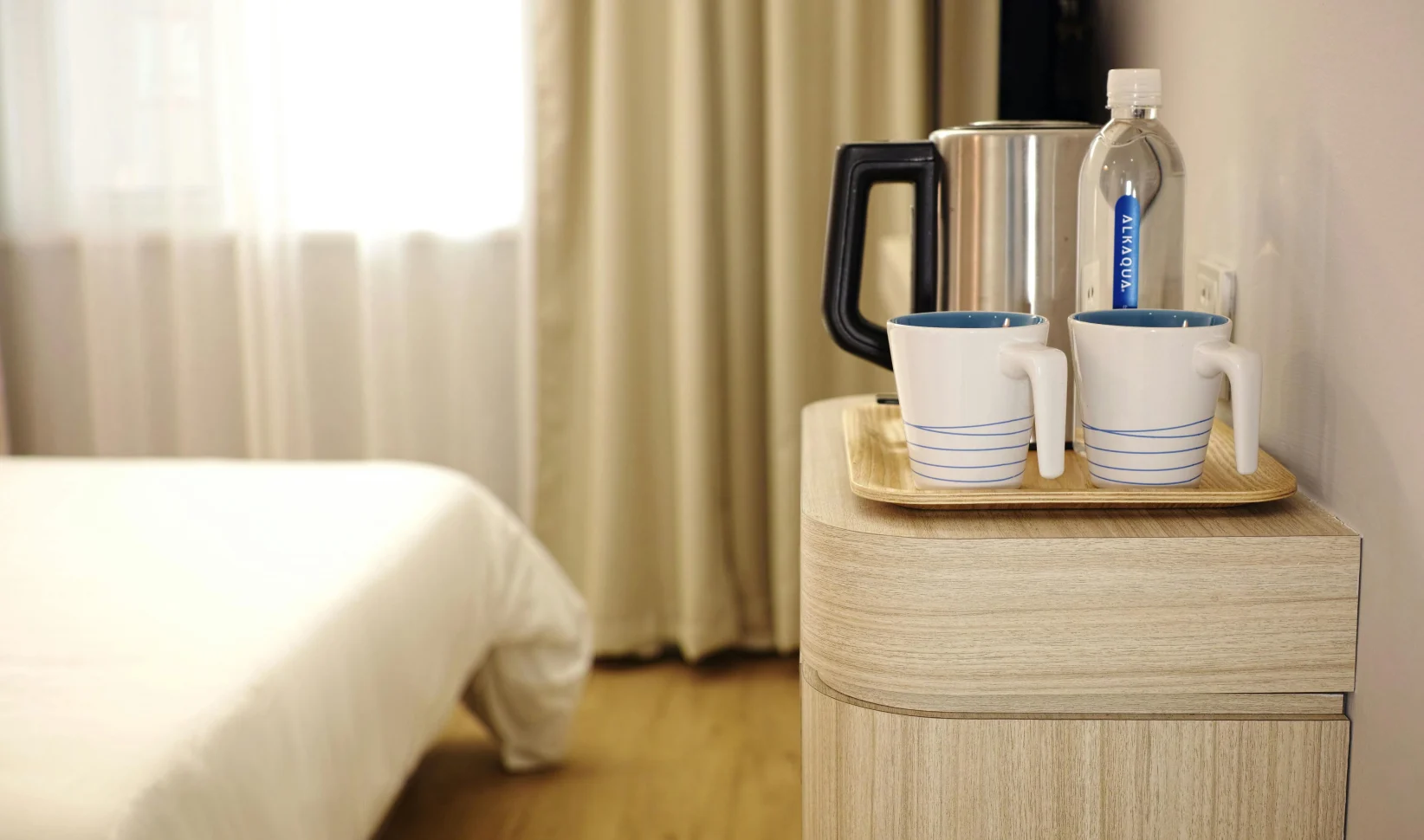 Waterkoker hotelkamer