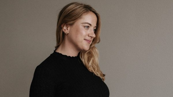 Lian voelde zich vaak eenzaam in de kraamtijd
