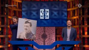 Thumbnail voor 'Even Tot Hier' vervangt gestolen oorlogsplaquette John Frostbrug Arnhem: 'Echt ongelofelijk'