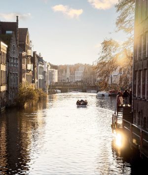 Thumbnail voor Déze stad in België sla je misschien snel over, maar is juist een plek die alles te bieden heeft