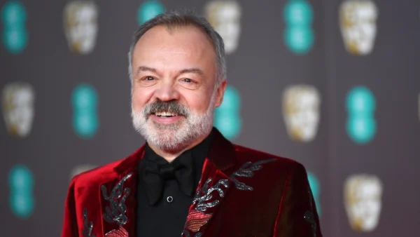 Even naar binnen gluren: Graham Norton zet zijn ‘juwelenkistje’ te koop voor bijna vijf miljoen euro