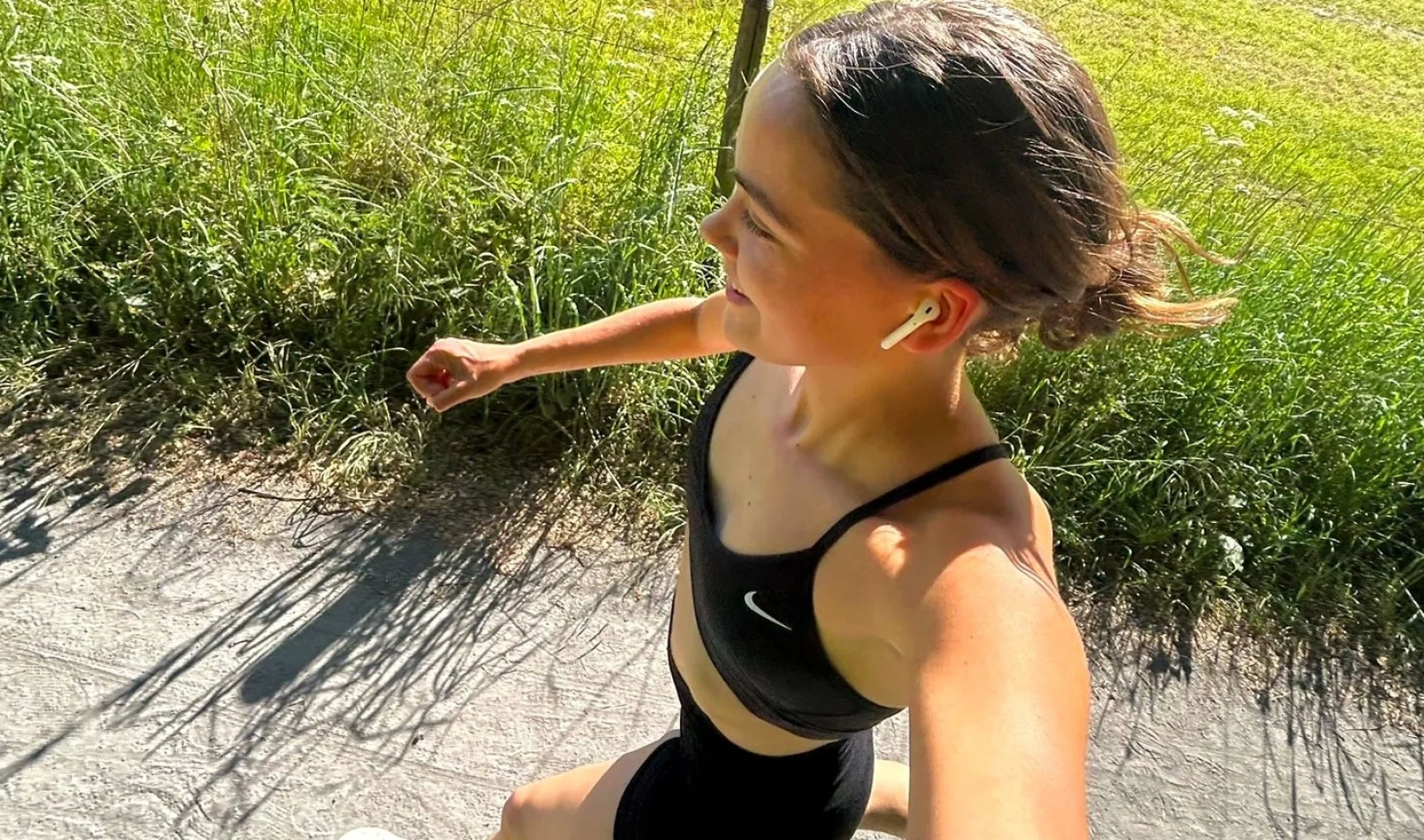 Lola tijdens hardloopwedstrijd