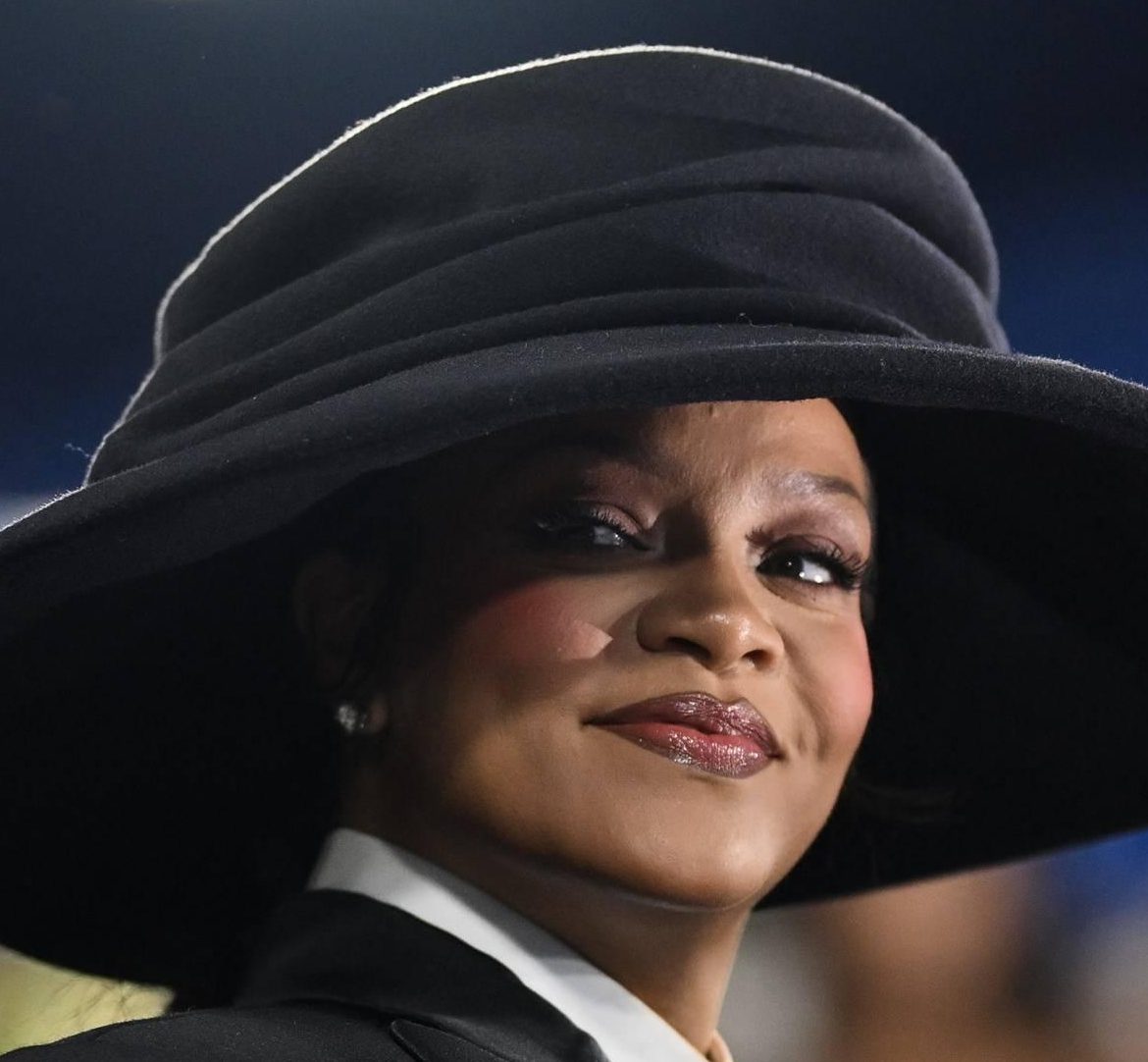 Rihanna brengt voor het eerst in drie jaar nieuw nummer uit