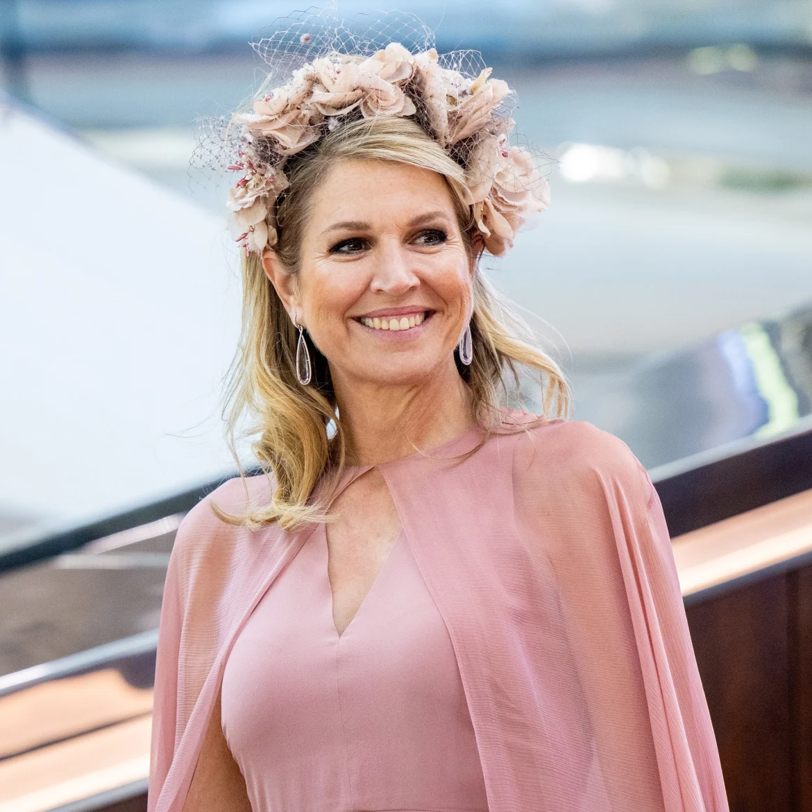 Máxima in poederroze