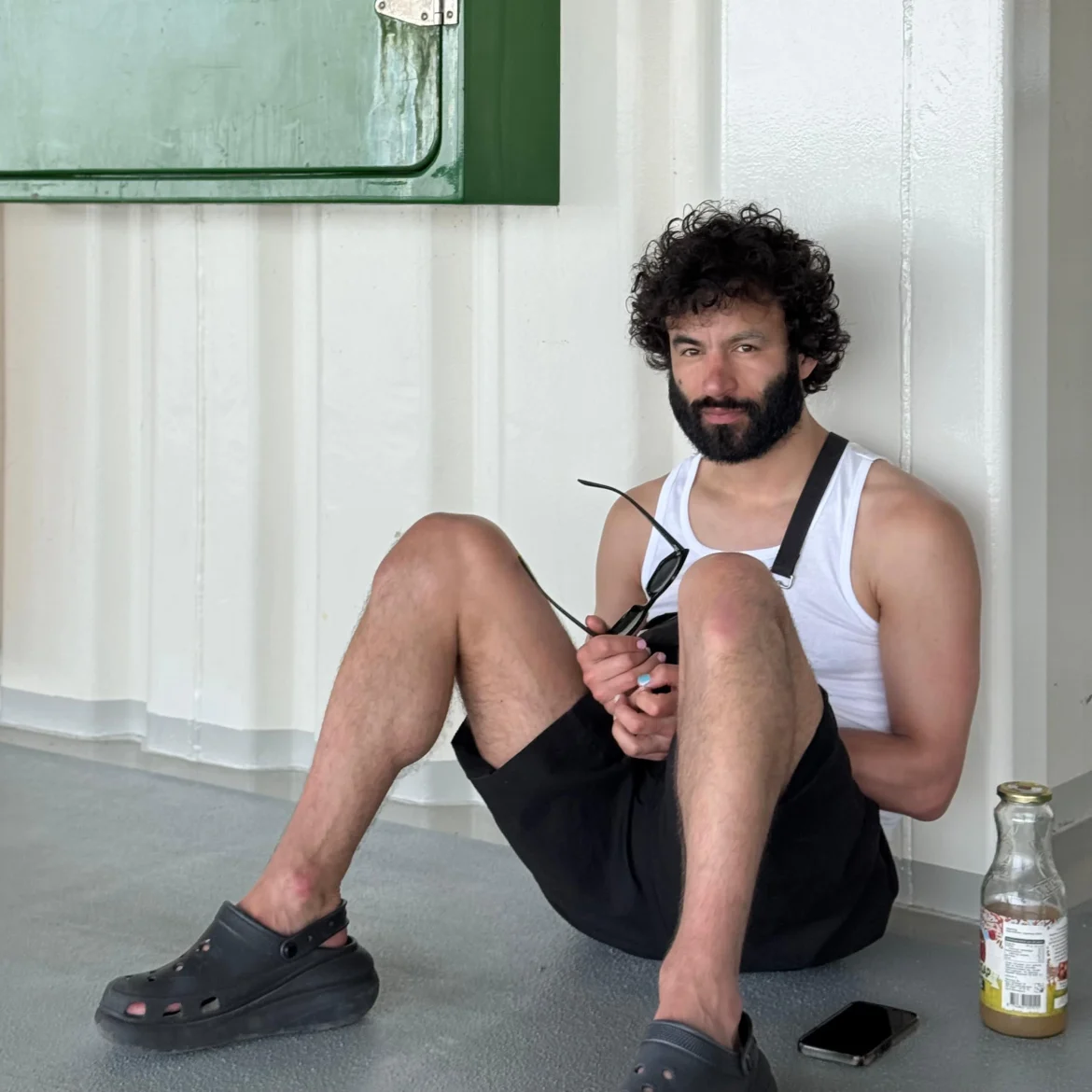 short dick man documentaire, Mathijs onzeker geslachtsdeel