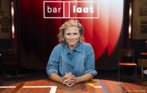 Thumbnail voor Sophie Hilbrand vertrekt bij talkshow 'Bar Laat': 'Dankbaar voor de jaren'