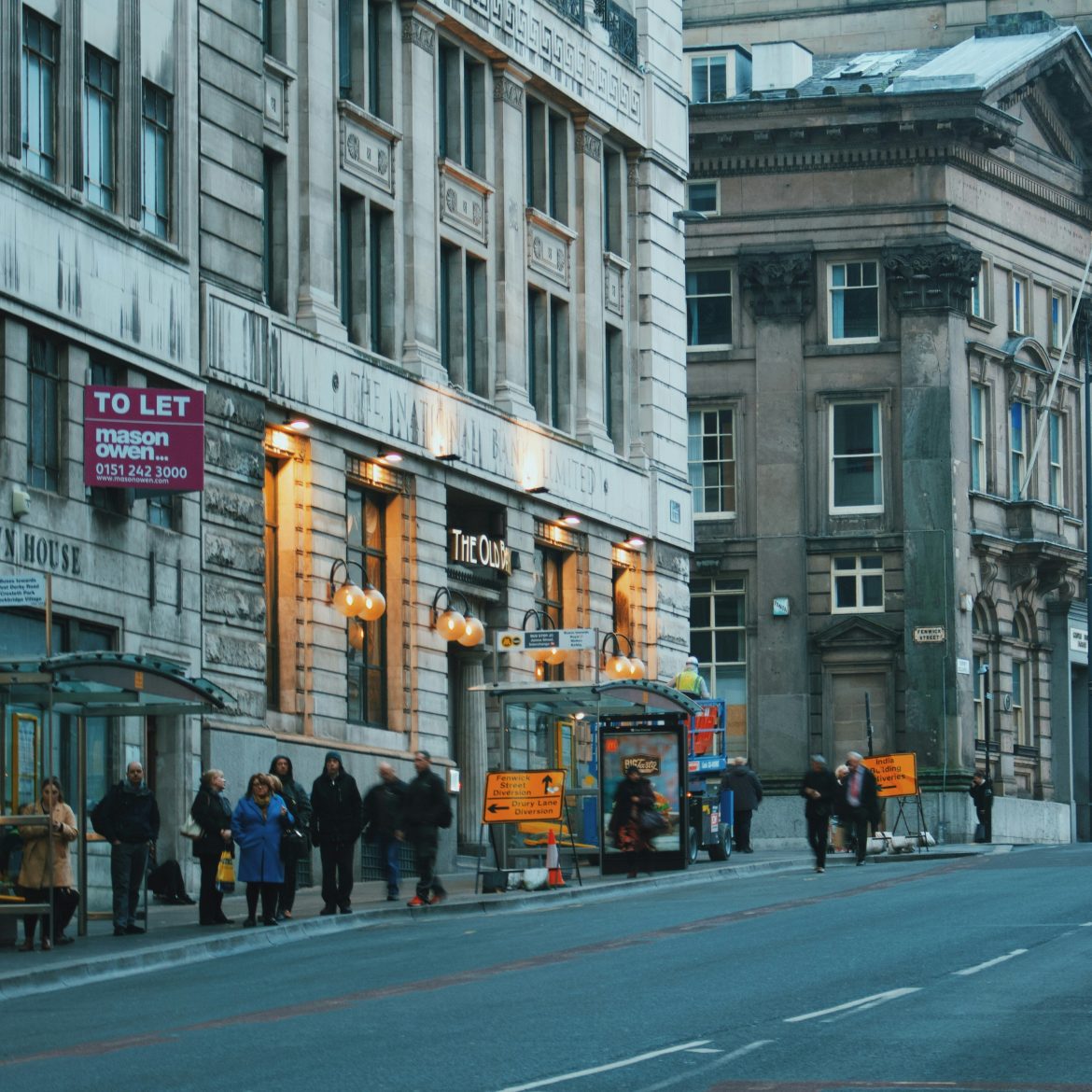 Deze stad wordt het ‘New York van Europa’ genoemd en je kan er met de trein heen