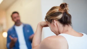 Thumbnail voor Bedrogen vrouw Lianne (37): 'Zij krijgt de leuke John en ik de depressieve versie? Dácht het niet'