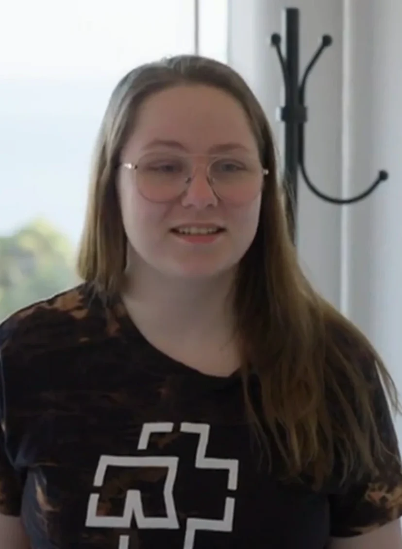 Romy geniet van haar allereerste massage in ‘Steenrijk, Straatarm’: ‘Ik denk nooit aan mezelf’