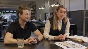 Thumbnail voor Geen kluservaring en een relatiebreuk in 'De Moeite Waard?': 'Het zijn me er twee'
