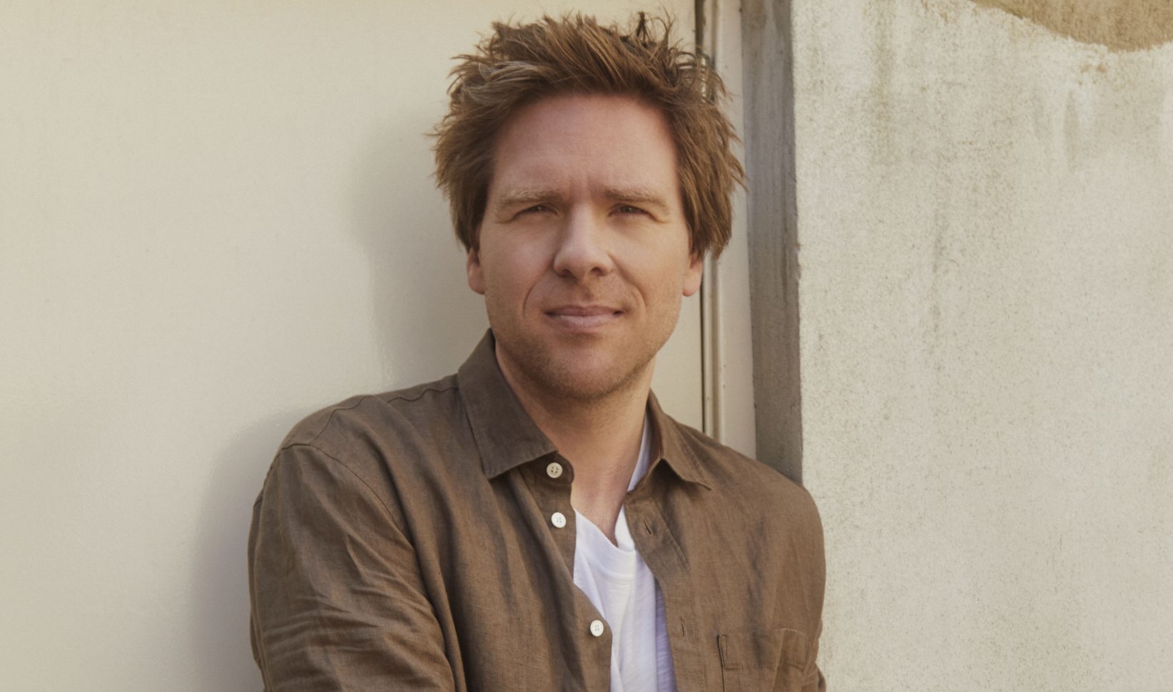 Presentator Sjoerd van Ramshorst schreef déze bekende hit van Gerard Joling