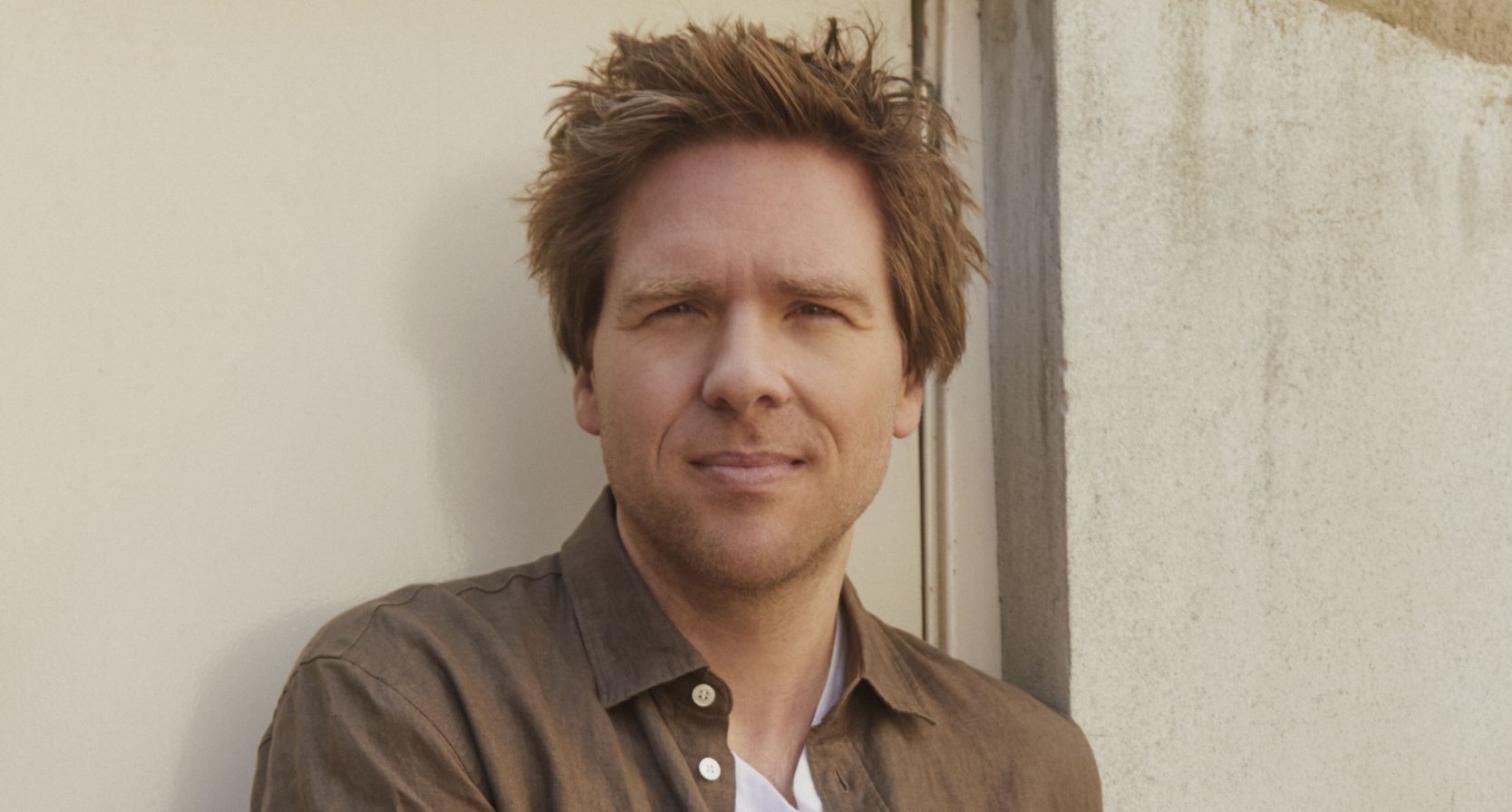 Presentator Sjoerd van Ramshorst schreef déze bekende hit van Gerard Joling