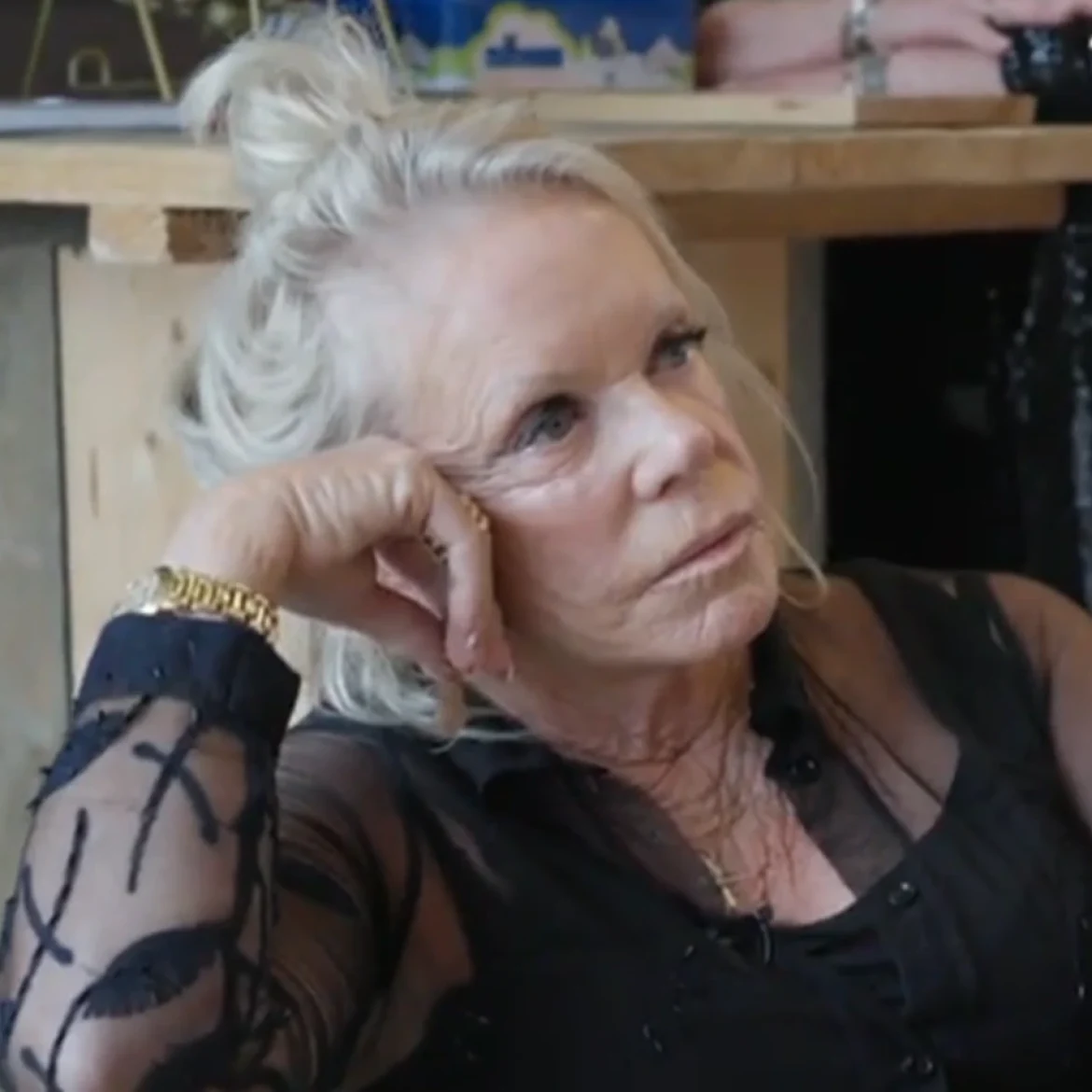 Marian uit ‘B&B Vol Liefde’ ruilt haar villa voor een huurwoning in ‘Steenrijk, Straatarm’: ‘Waardeer mijn leven dubbel zoveel’