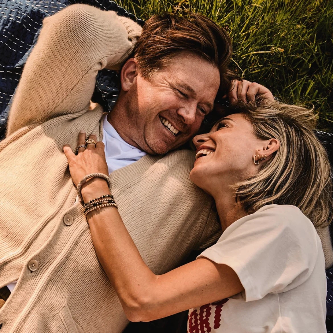 Johnny de Mol en vrouw Anouk na rechtszaak: 'We zijn nu sterker'