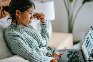 Thumbnail voor Consumentenbonden dienen klacht in tegen webshop Shein: 'Nepkortingen en misleiding moeten stoppen'