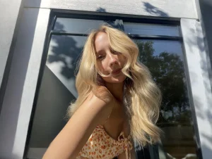 Thumbnail voor Anne: 'Ik ben soms stikjaloers op vriendengroepen die altijd samen op vakantie gaan'