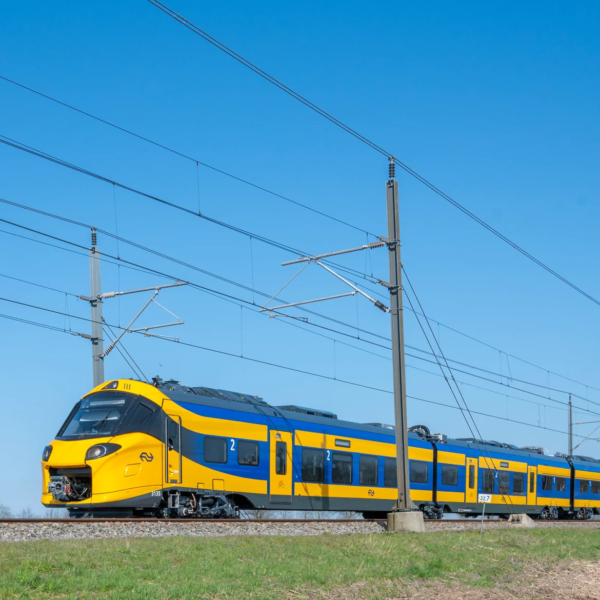 Treinen dinsdag staking
