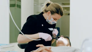 Thumbnail voor Even naar de tandarts? 1 op de 4 Nederlanders mijdt afspraak vanwege geldzorgen