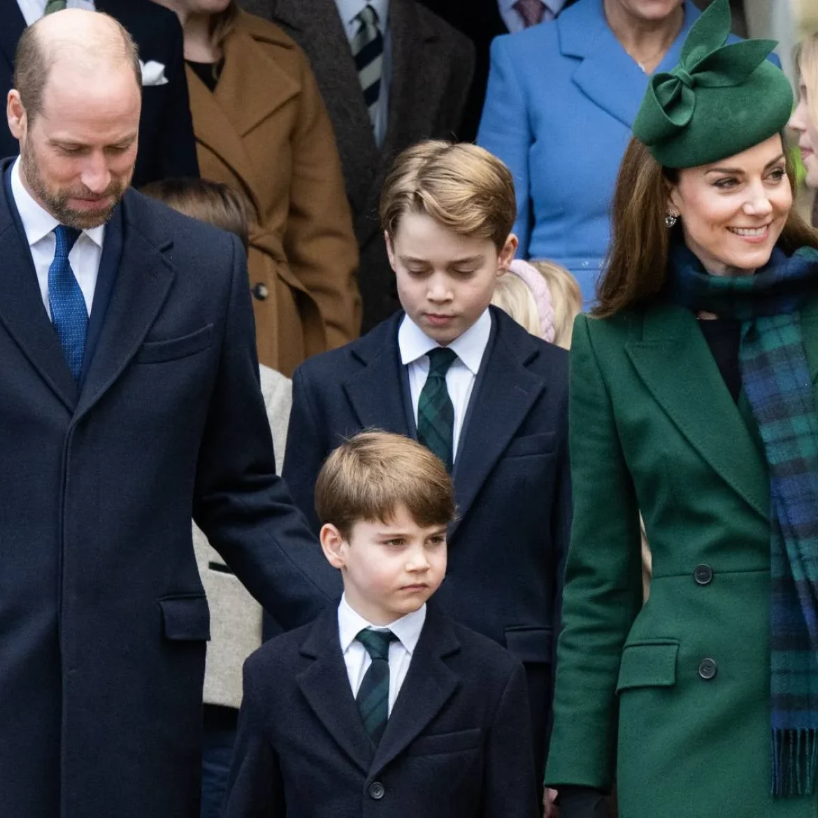 Prins William met zijn kinderen en vrouw prinses Catherine