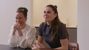 Thumbnail voor Tranen van geluk door hoog bod in ‘De Moeite Waard?!’: 'Bizar, wat een gekkigheid'