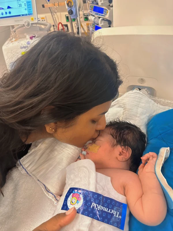 Niroja met Sophia